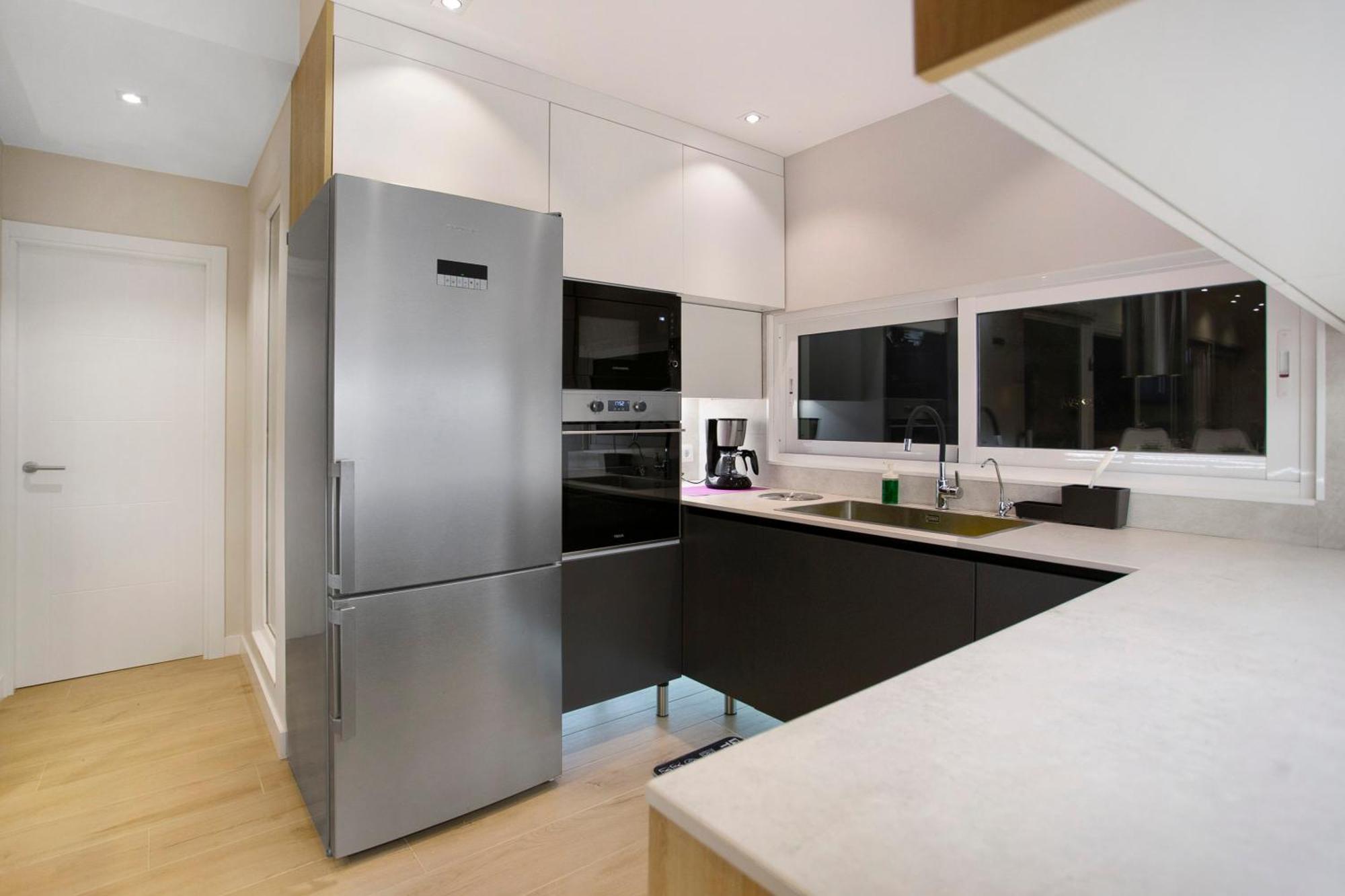 Laian Villa Triquivijate ภายนอก รูปภาพ