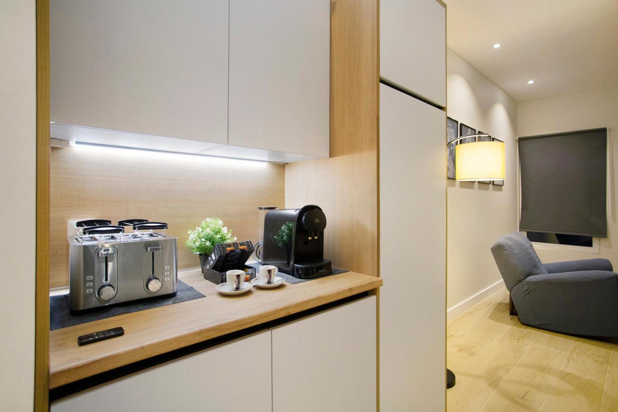 Laian Villa Triquivijate ภายนอก รูปภาพ